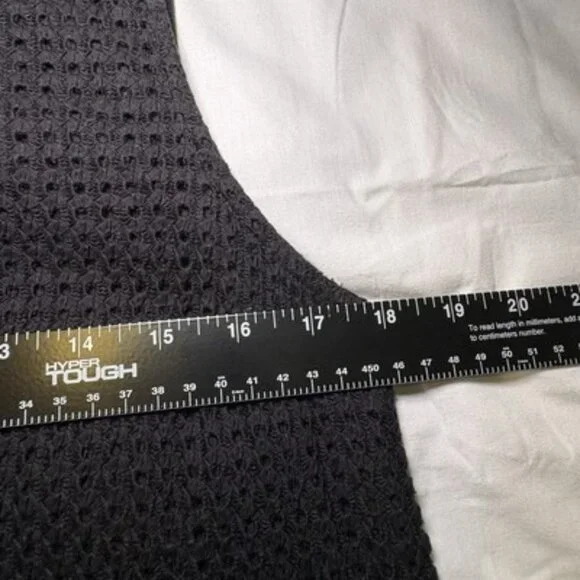 GAP Black Eyelet Sheath Dress Womens S Boxy Sleeveless Lined Minimal Neutral LBD - Picture 4 of 6